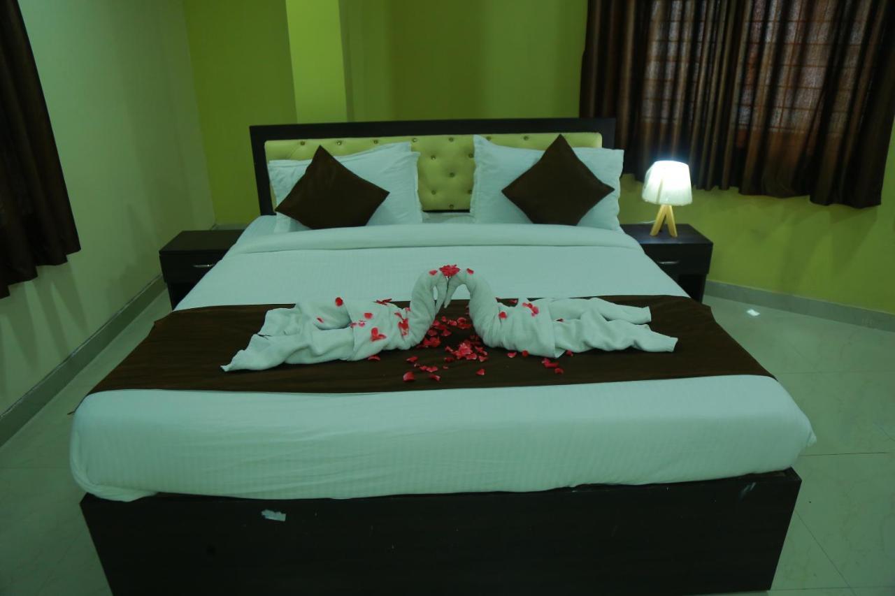 Hotel Sky Park Shamshabad Exterior foto